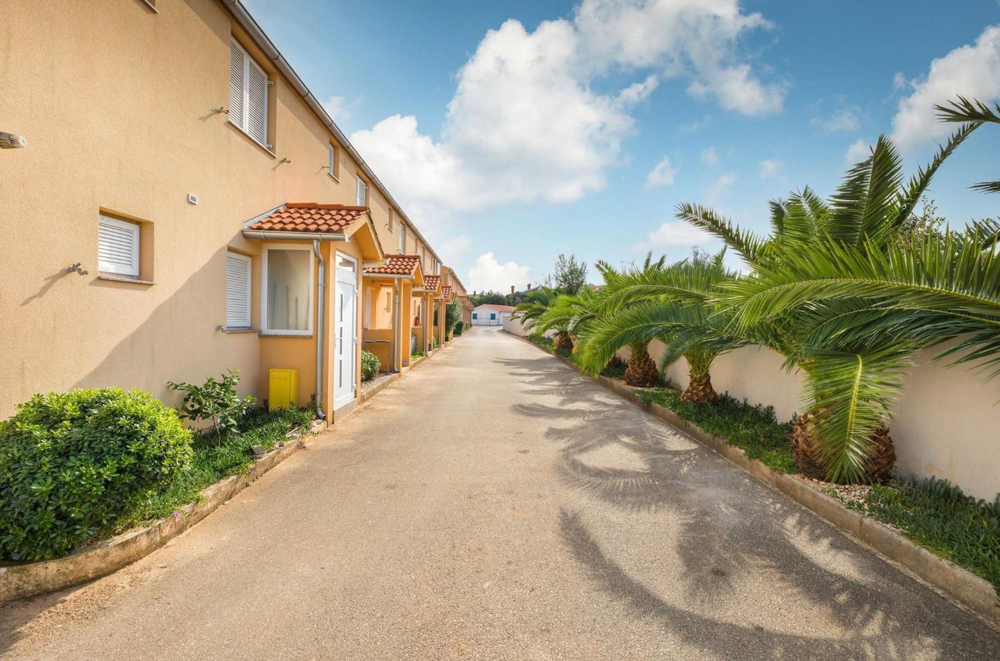 Apartment Buneta With Relaxing Outdoor Area Ližnjan Εξωτερικό φωτογραφία
