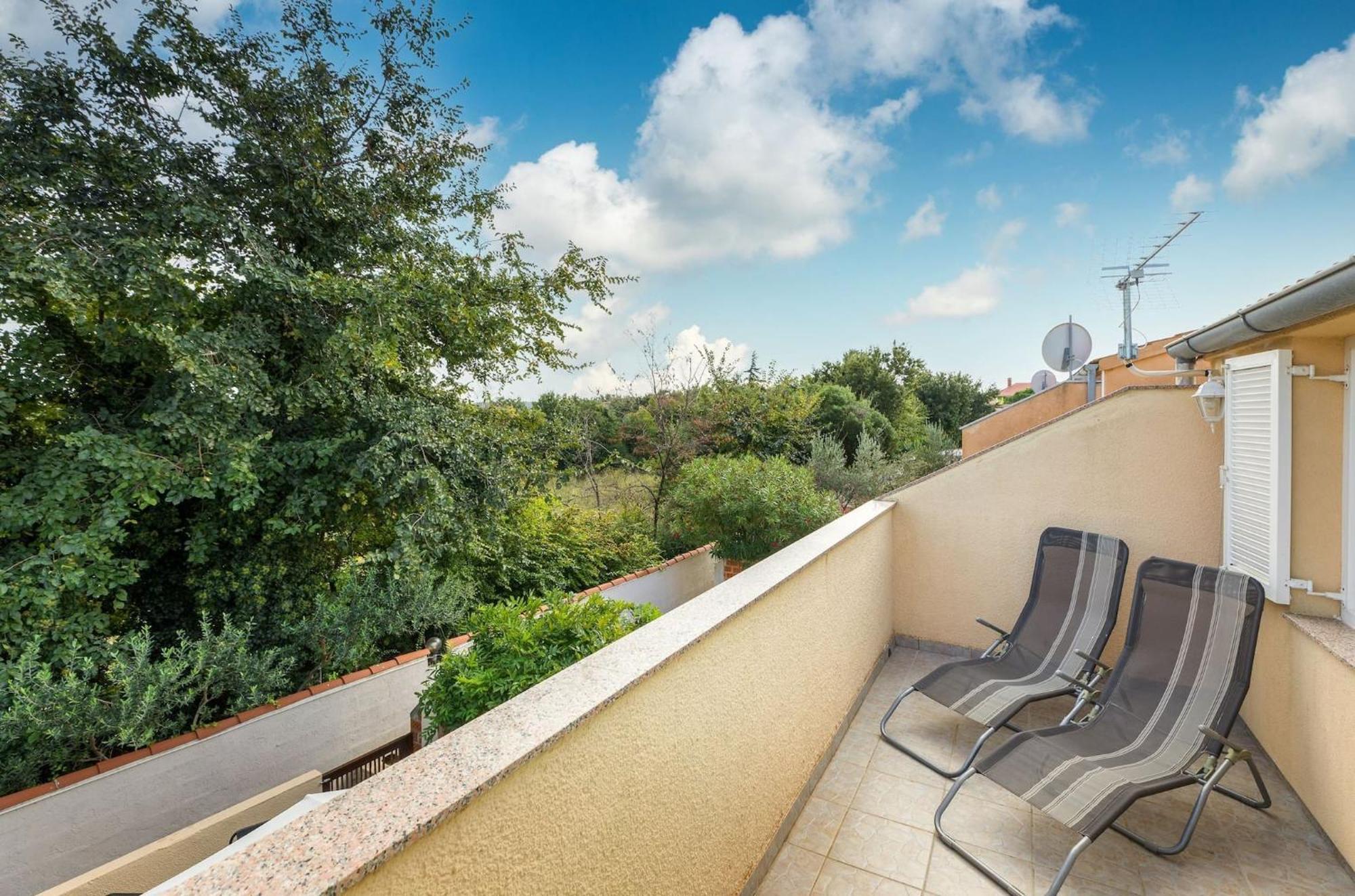 Apartment Buneta With Relaxing Outdoor Area Ližnjan Εξωτερικό φωτογραφία